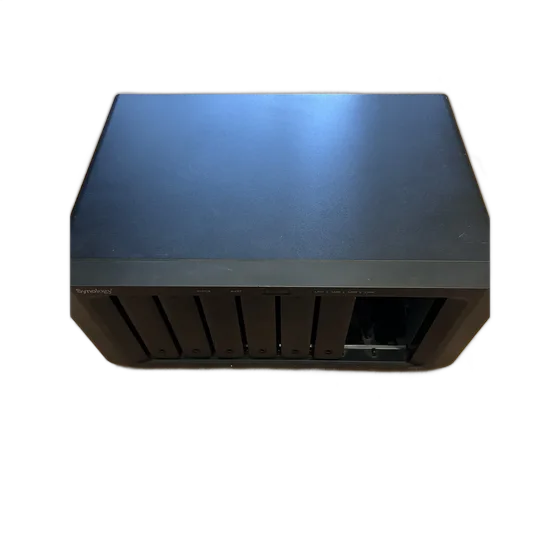 Synology DS1817+ NAS