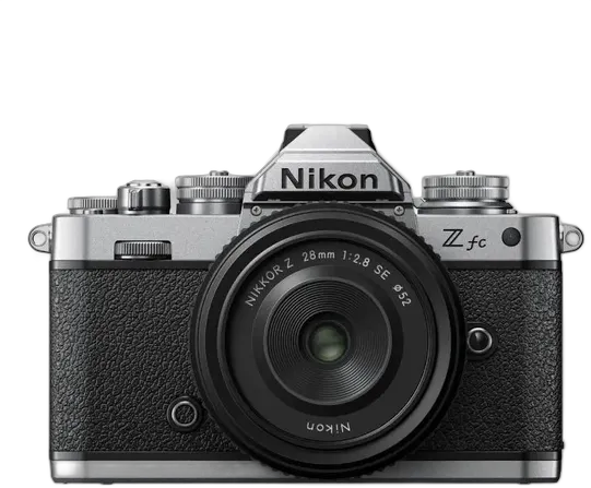 Nikon Z fc Kit + 28mm f/2.8 SE Lens Mirrorless Black