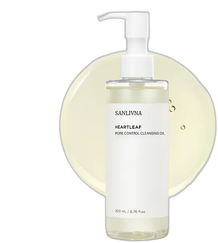 The Heartleaf Pore Cleansing Facial Oil Cleanses the Skin